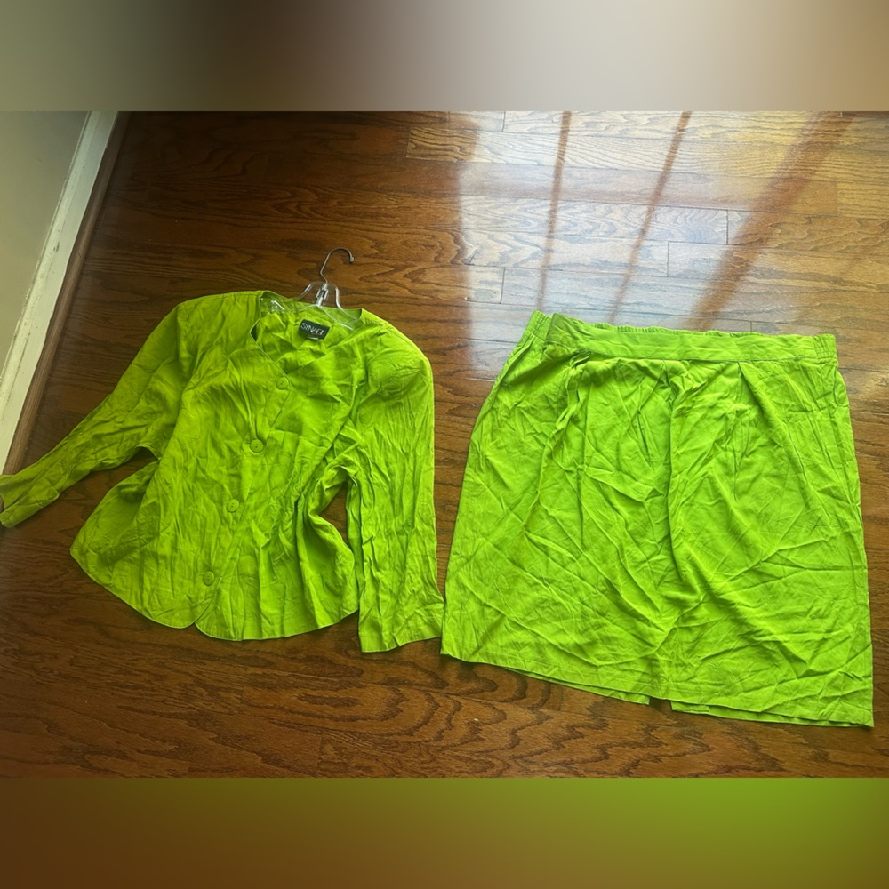 Synari Woman Vibrant Green Women's Skirt Set Size 18